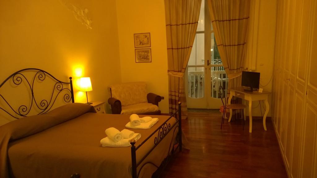 נאפולי Palazzo Magnocavallo B&B חדר תמונה