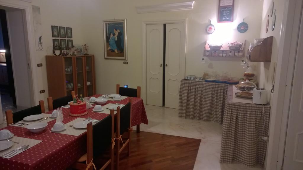 נאפולי Palazzo Magnocavallo B&B מראה חיצוני תמונה