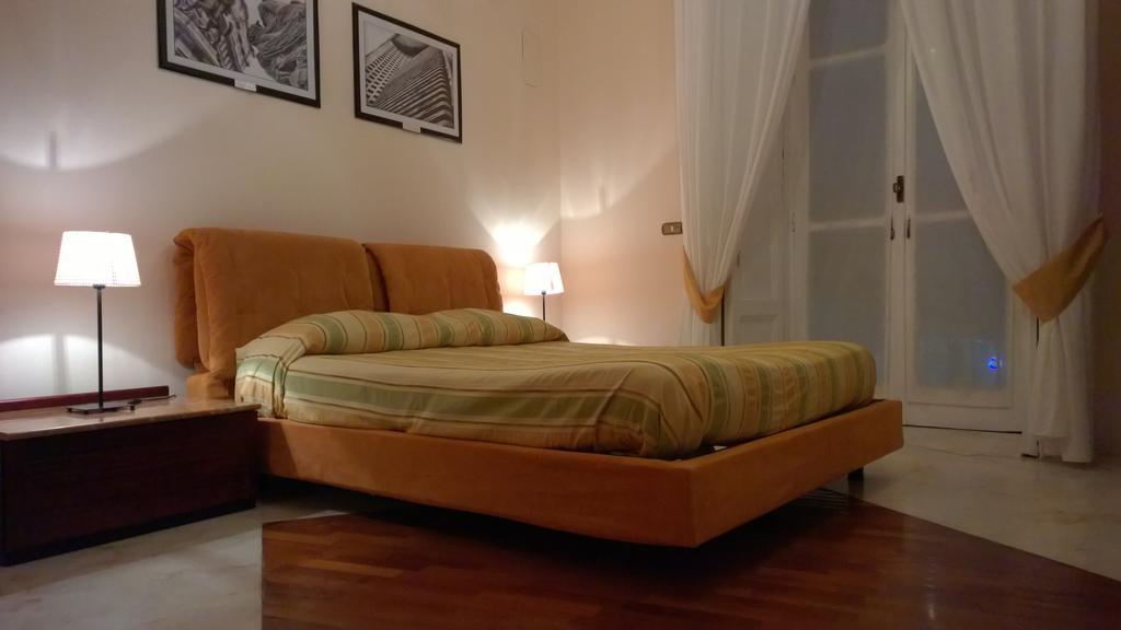 נאפולי Palazzo Magnocavallo B&B חדר תמונה