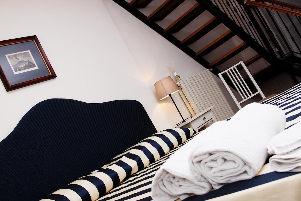 נאפולי Palazzo Magnocavallo B&B חדר תמונה