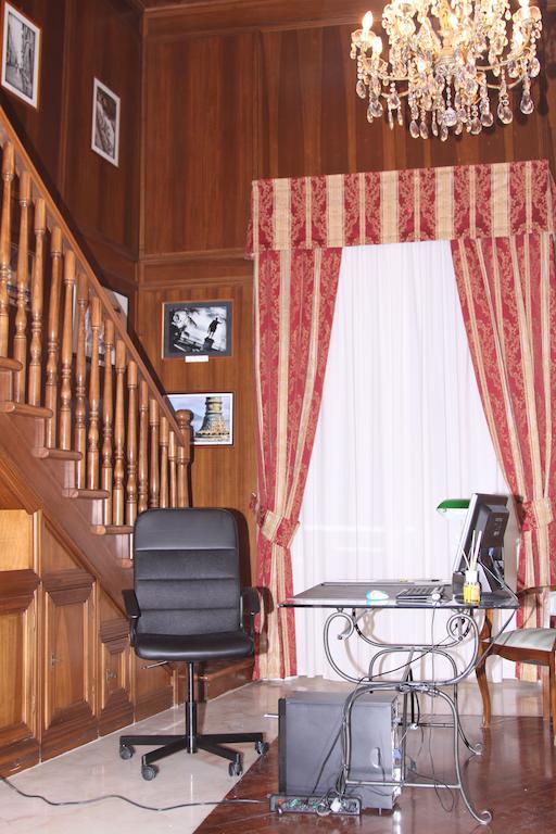 נאפולי Palazzo Magnocavallo B&B מראה חיצוני תמונה