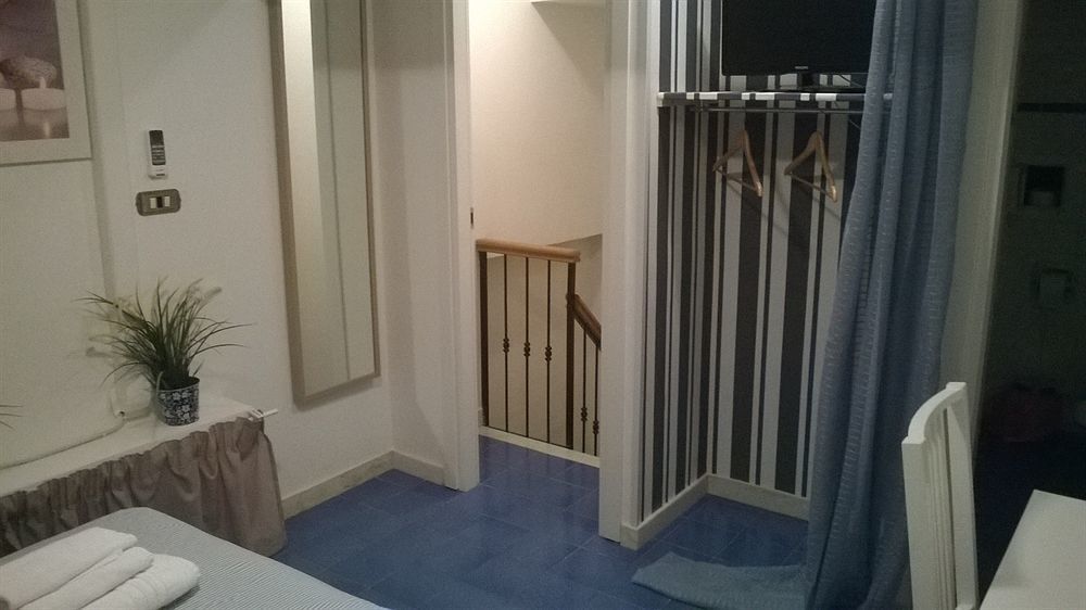 נאפולי Palazzo Magnocavallo B&B מראה חיצוני תמונה