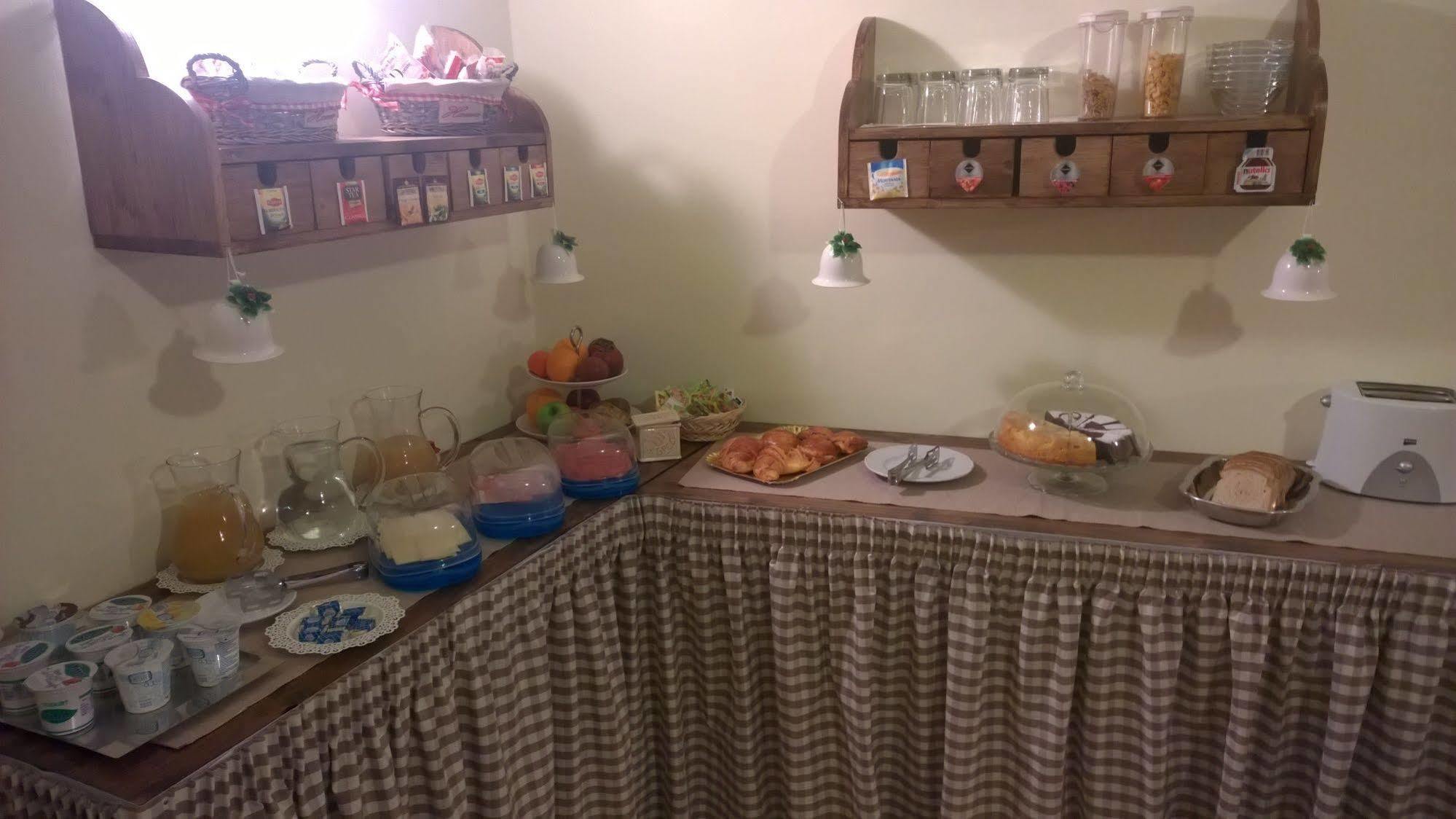 נאפולי Palazzo Magnocavallo B&B מראה חיצוני תמונה