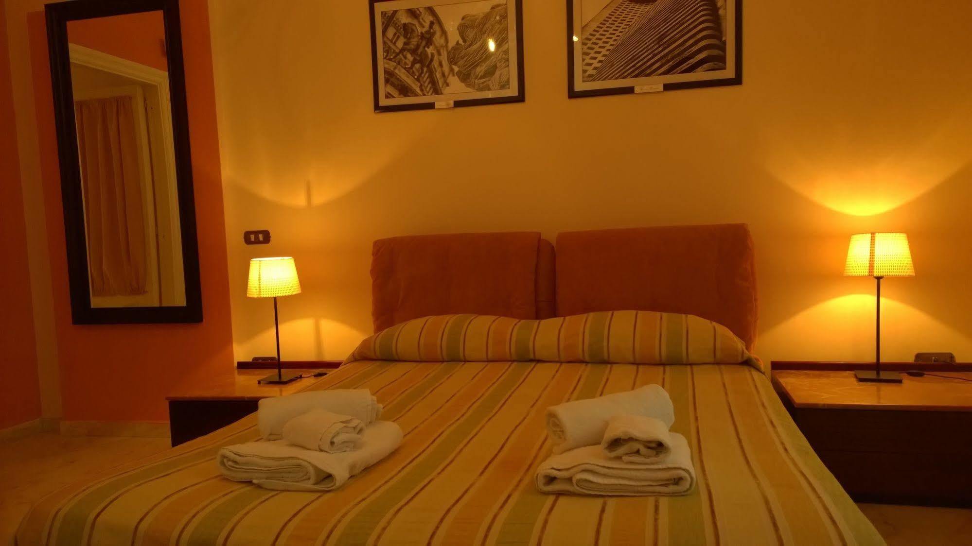נאפולי Palazzo Magnocavallo B&B מראה חיצוני תמונה