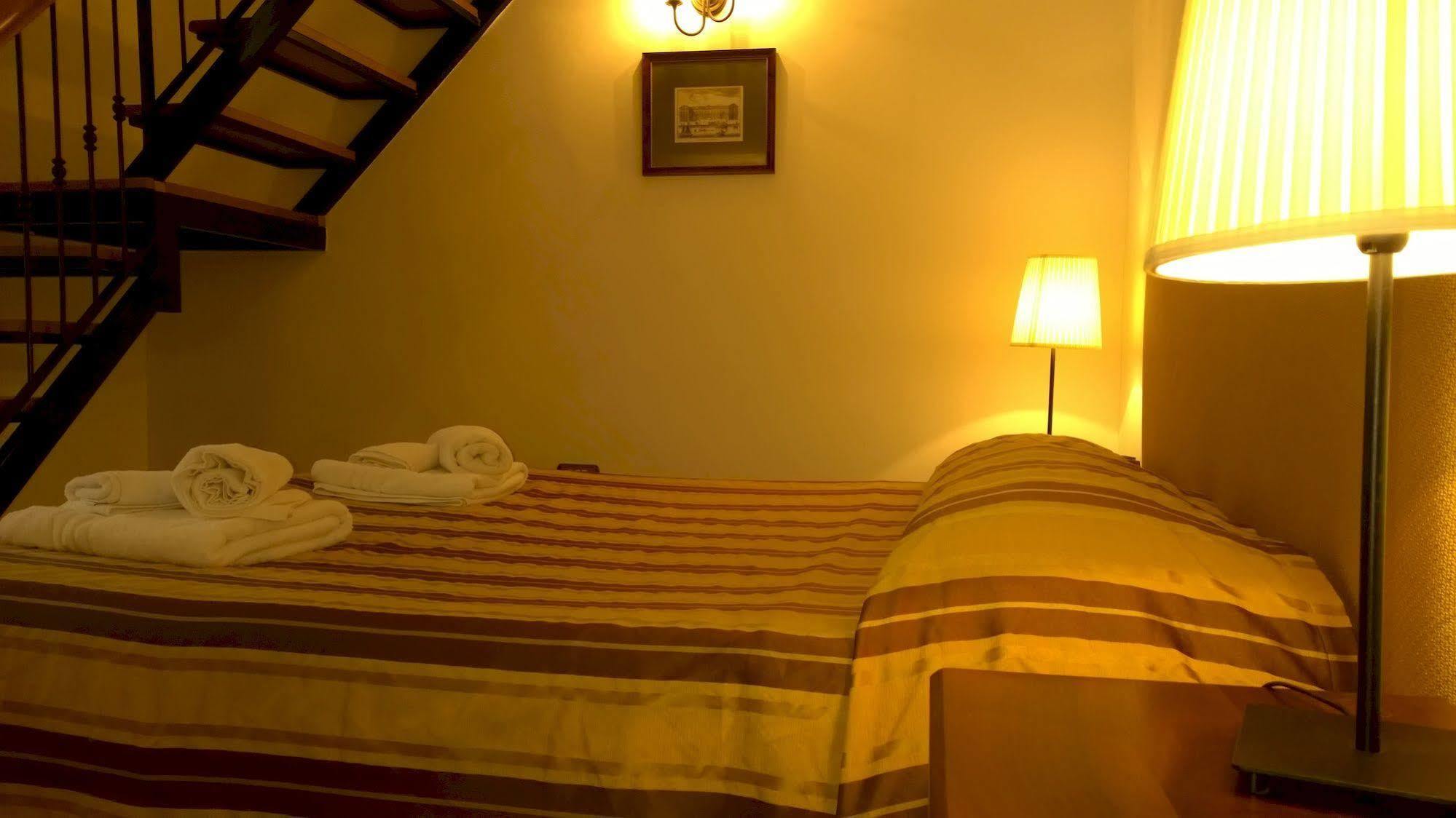 נאפולי Palazzo Magnocavallo B&B מראה חיצוני תמונה